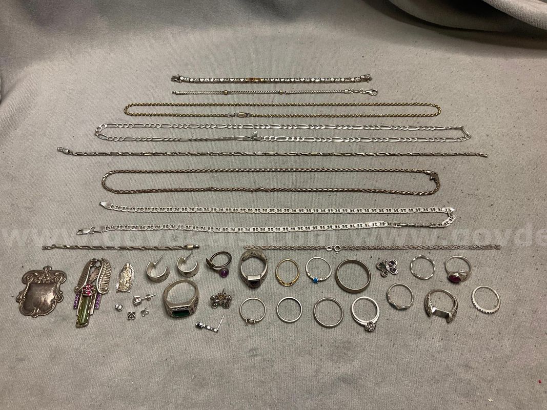 Lot of Sterling Silver, Weight 182g