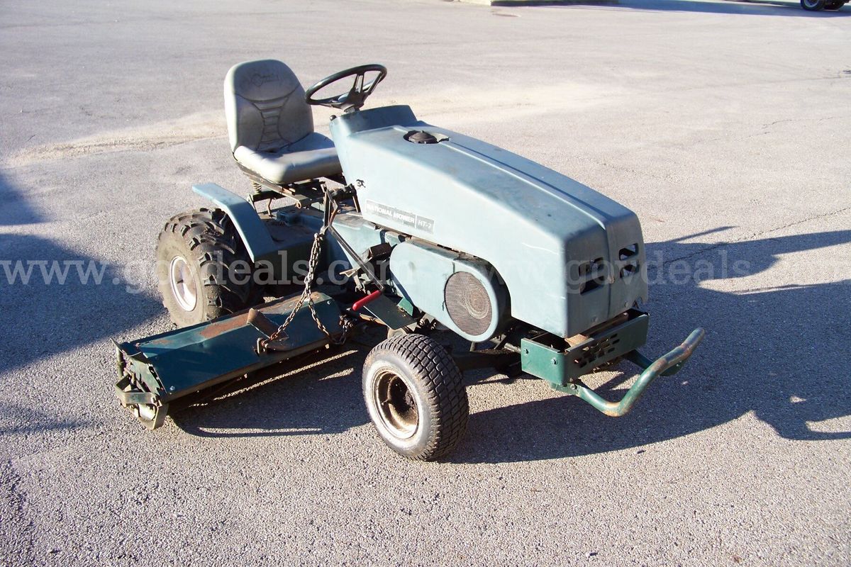 1982 National reel mower