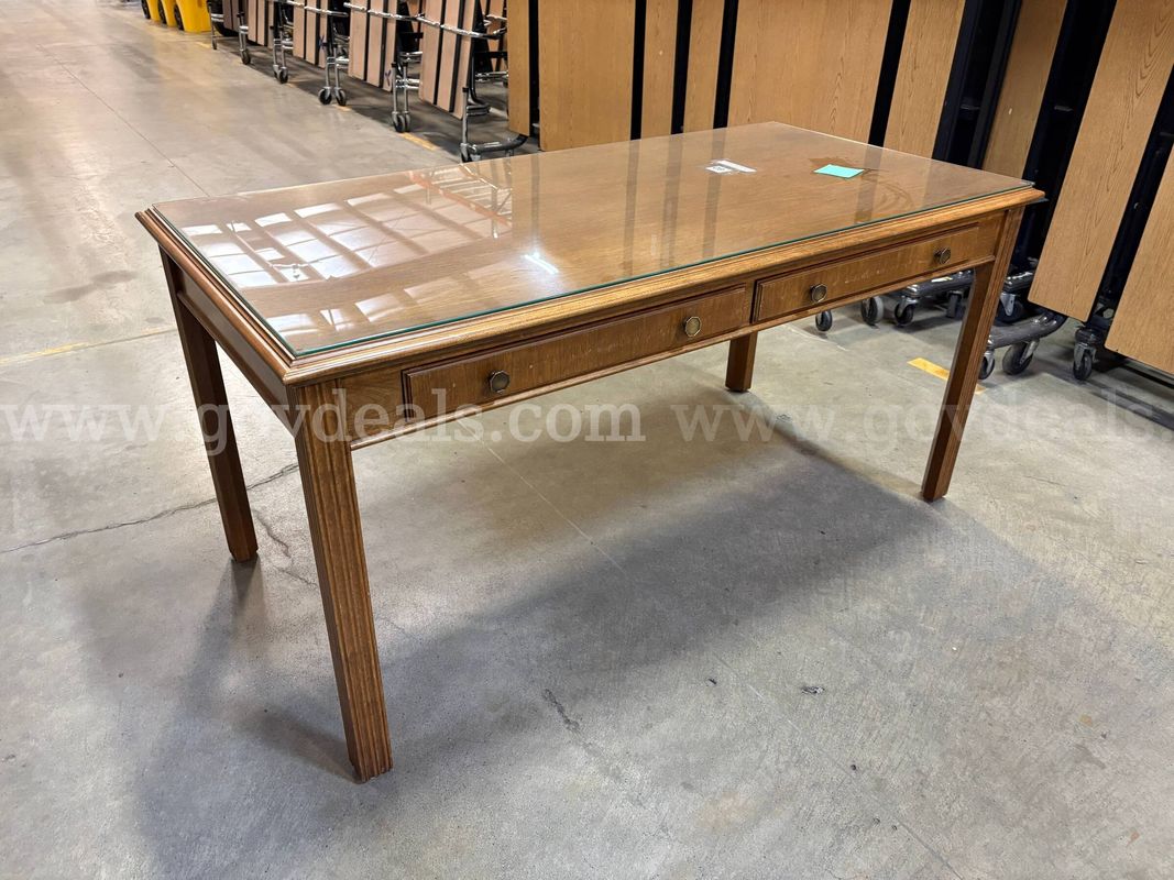 Wood Table with Glass Top (ID #46281) (G08-1L) (25-4441-4) 048