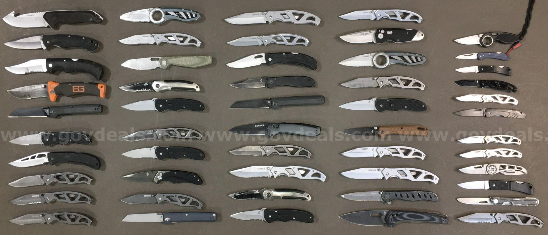 Gerber Knife Lot ~52 Units (ID# 46326) (TSA #4) (NO UPC) (10)