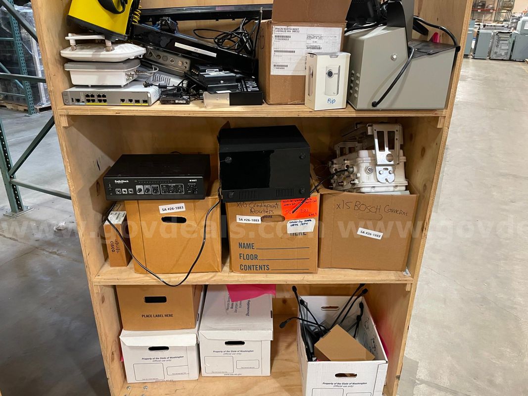 Assorted Cart of Electronic Items | AV Equipment | Samsung Sound Bar (ID# 46606 ) (J07-1R) (No UPC)
