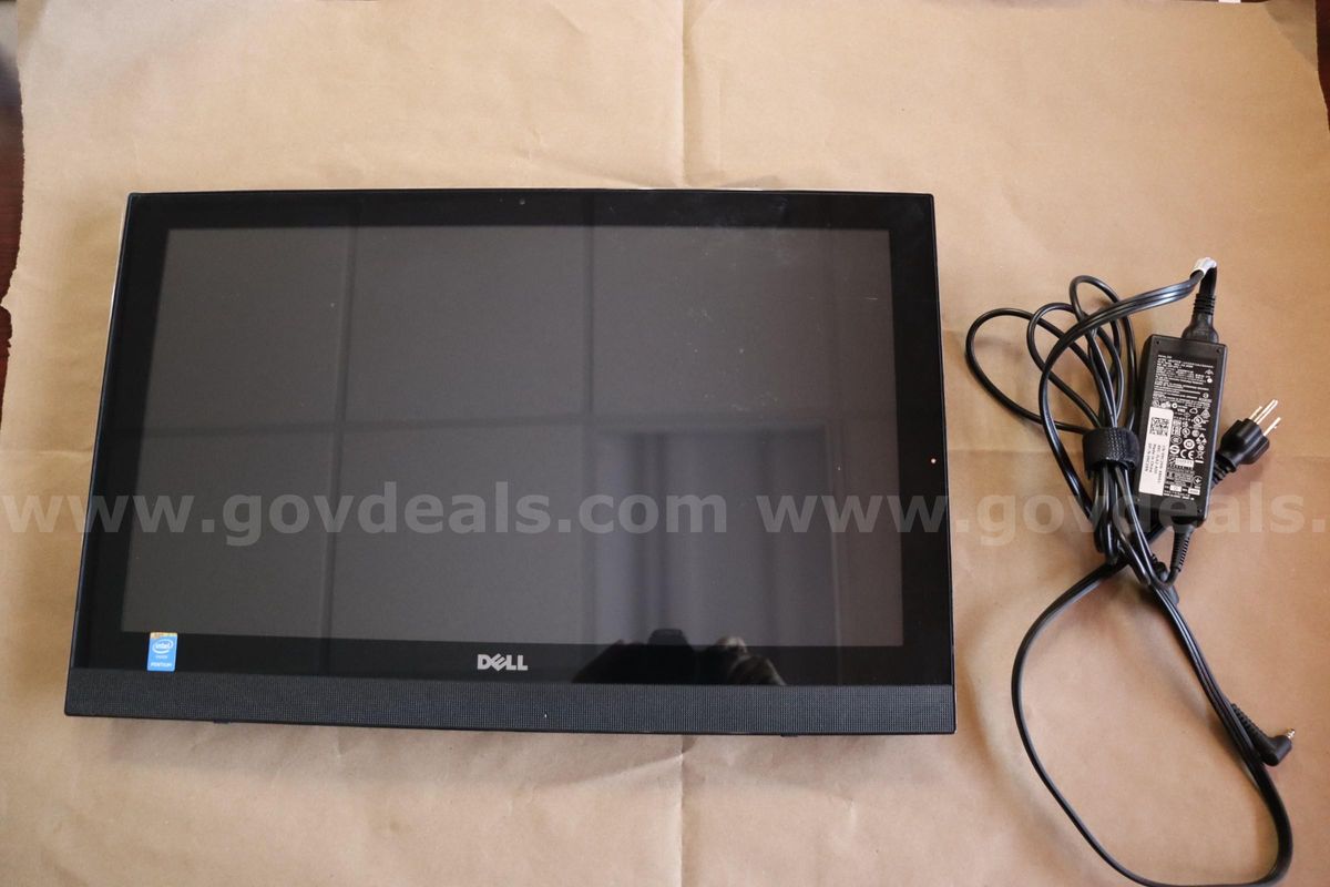 (1) Dell Inspiron 20 All In One Desktop Computer
