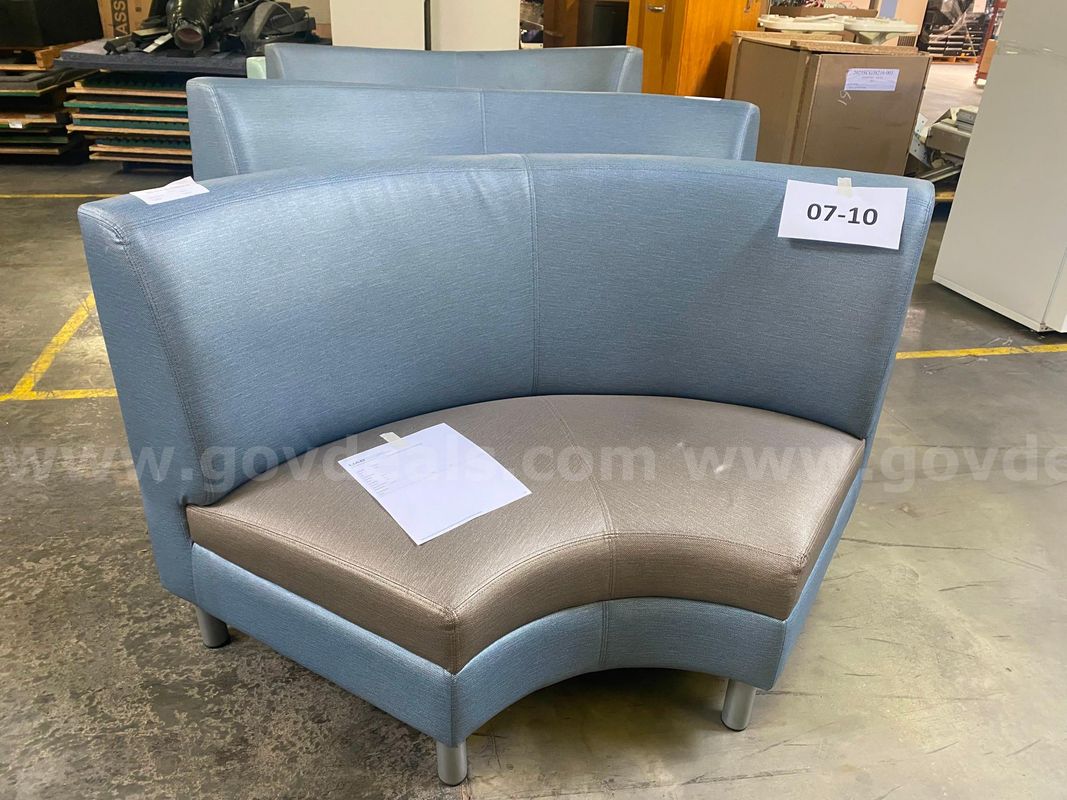 07-10 Sofas (4)