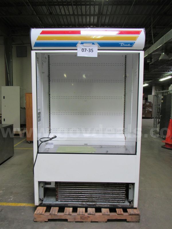 07-35 Merchandiser