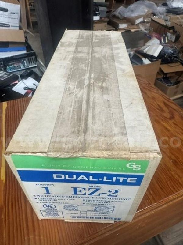 Dual Lite 2 Headed Emercency Lighting Unit