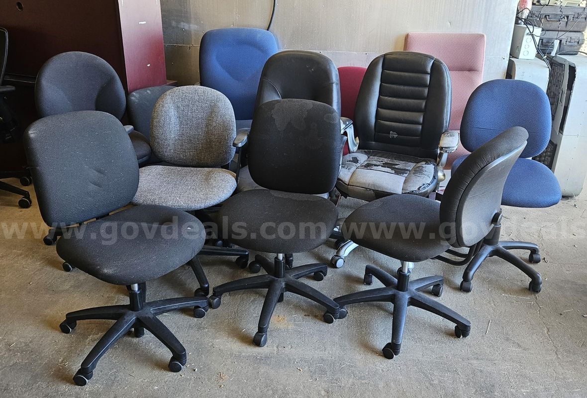 Lot of Misc. Rolling Desk Chairs