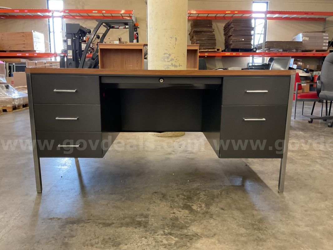 Office Desk with Pull-Out Drawers