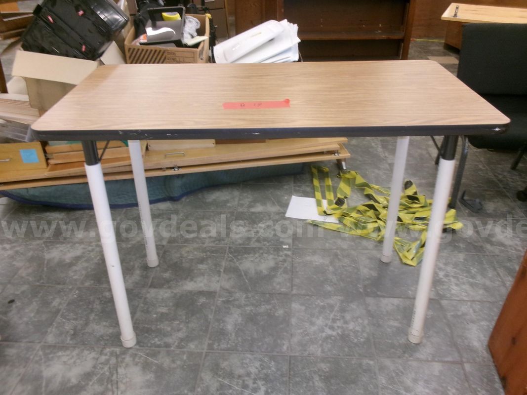 Fixed Leg Table