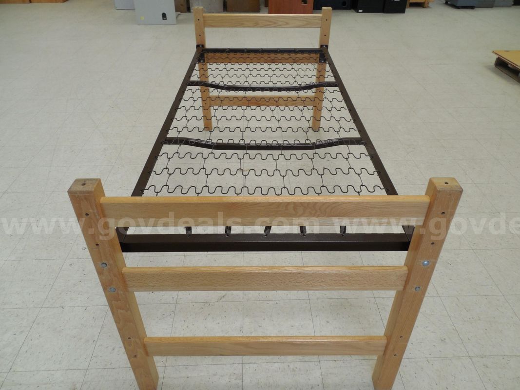 Bedspring with end posts