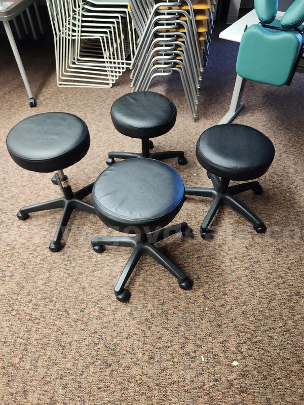 Earthlite Adjustable Height Rolling Massage Stools Quantity 4